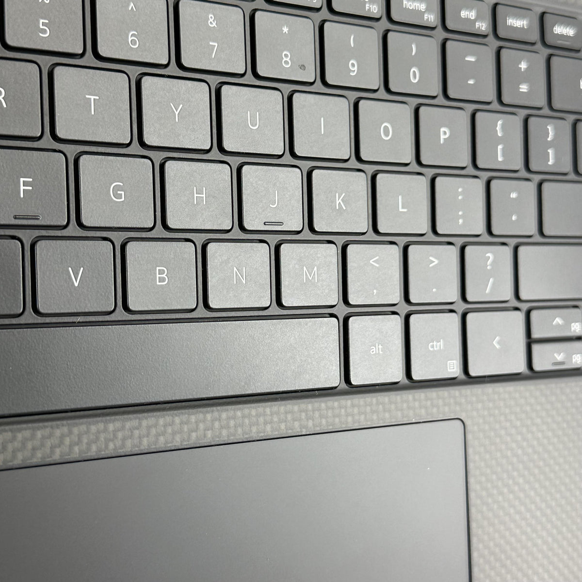 Dell XPS 15 9510 Silver 2.5 GHz Intel Core i9 11th Gen. 64GB RAM 2TB Solid State Drive NVIDIA GeForce RTX 3050 Ti 4 GB