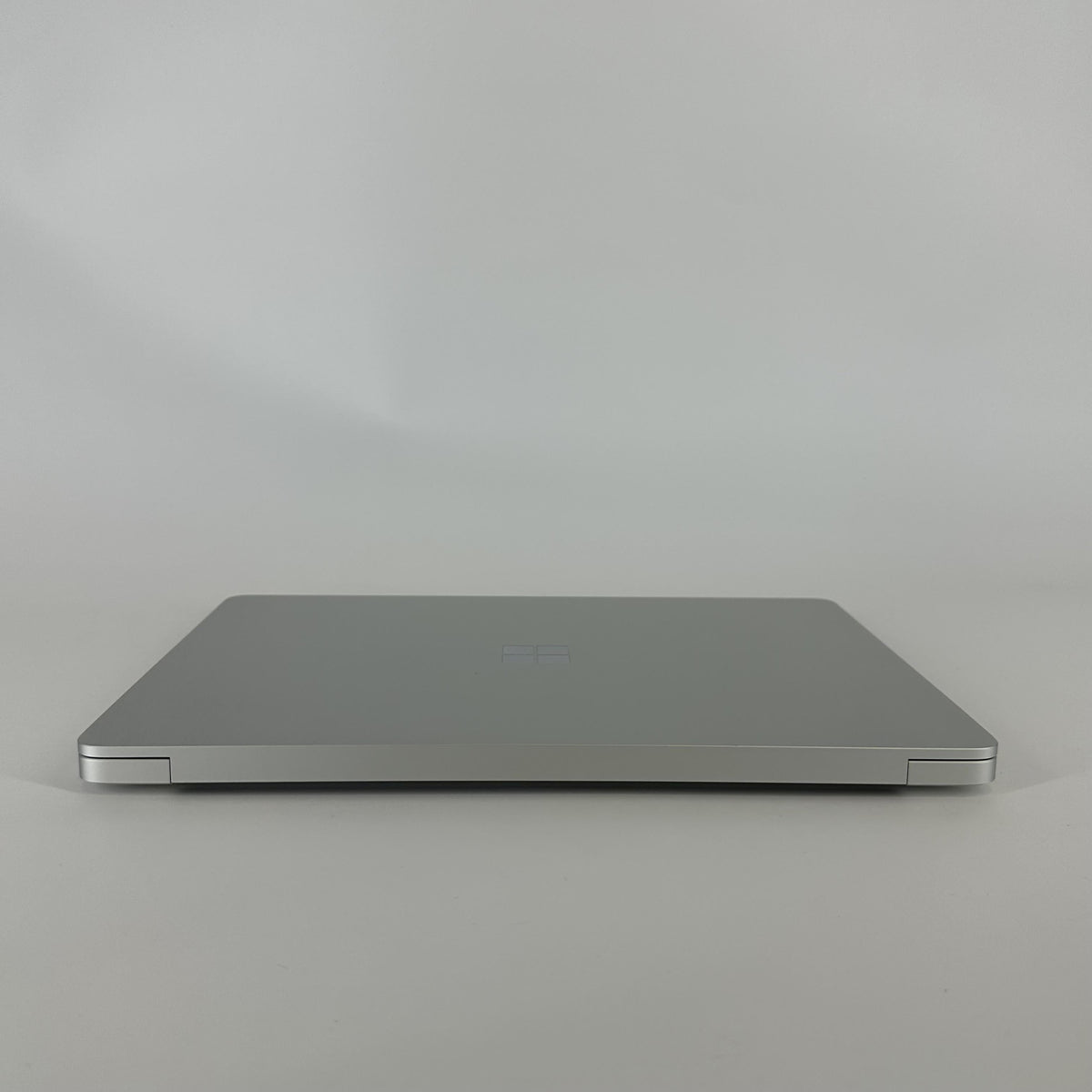 Microsoft Surface Laptop 7 13.8 Platinum WiFi 3.4 GHz Qualcomm Snapdragon X Elite 16GB RAM 512GB Solid State Drive