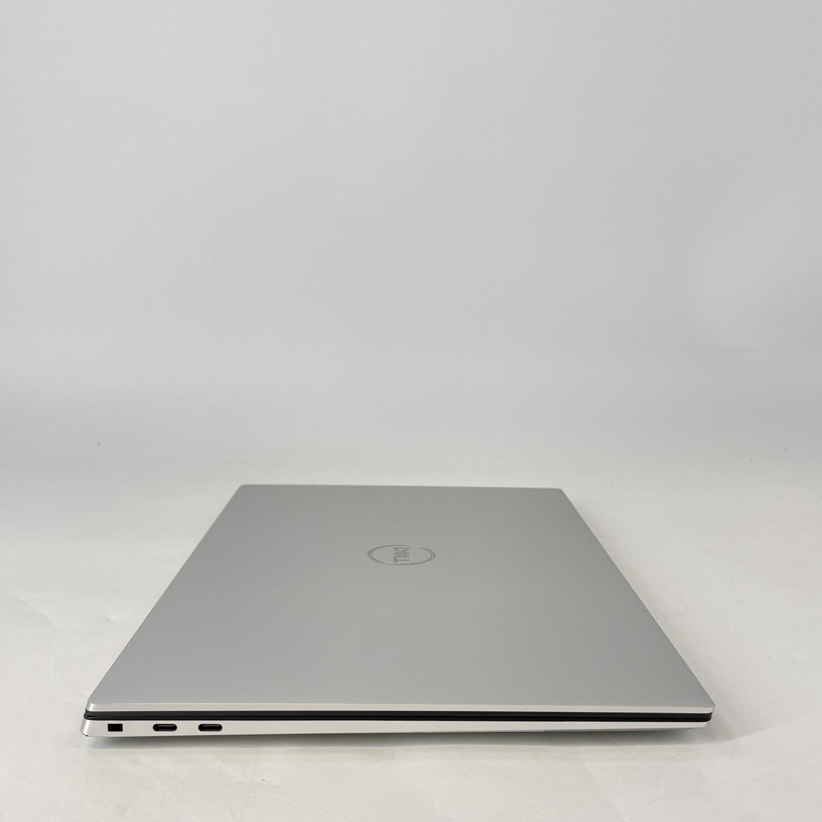 Dell XPS 15 9530 Silver 2.6 GHz Intel Core i9 13th Gen. 32GB RAM 1TB Solid State Drive NVIDIA GeForce RTX 4070 8 GB