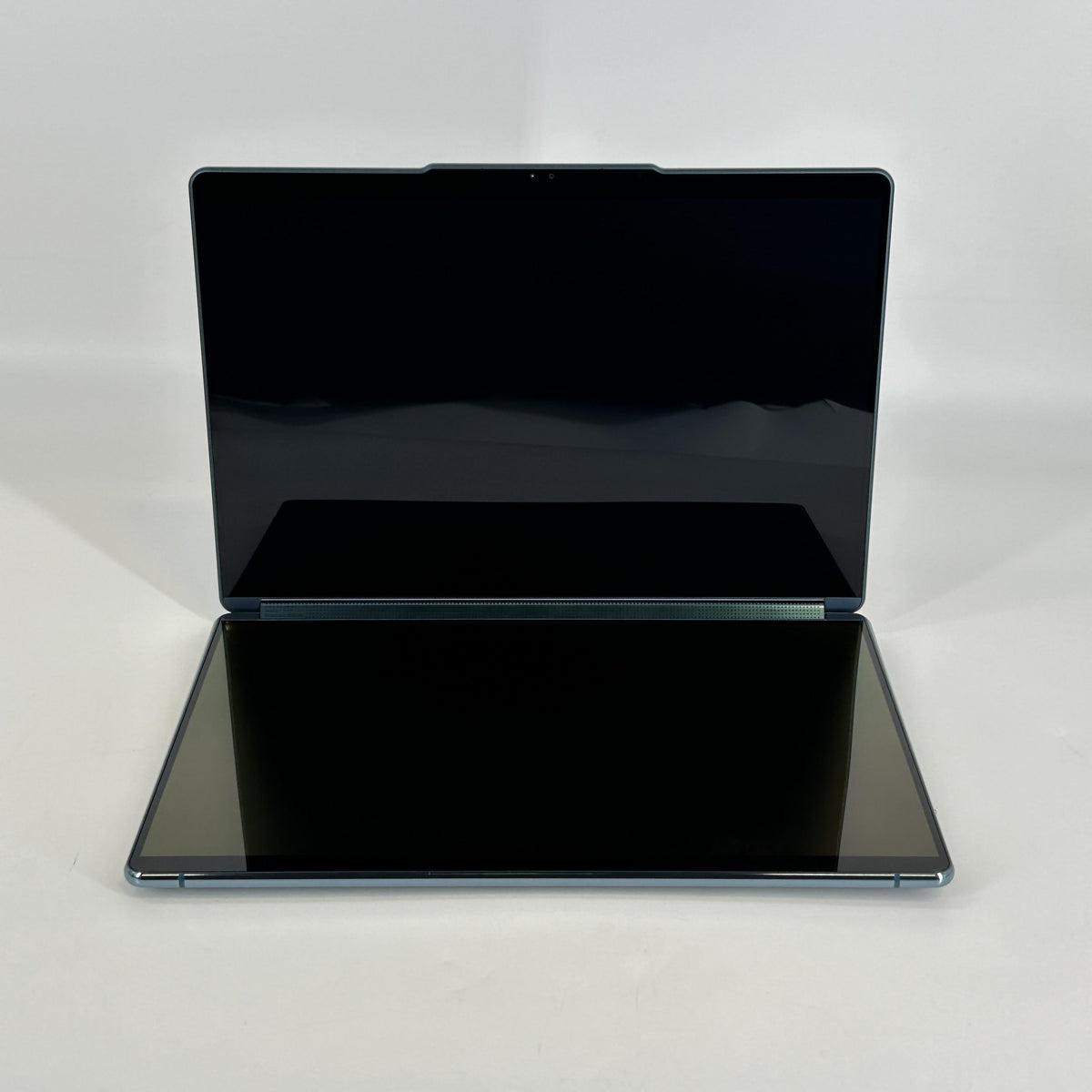 Lenovo Yoga Book 9i 13.3 Blue 1.7 GHz Intel Core Ultra 7 16GB RAM 1TB Solid State Drive
