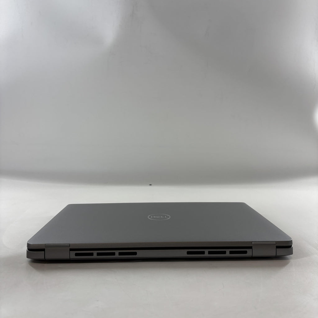 Dell Latitude 5440 14 Gray 1.6 GHz Intel Core i5 13th Gen. 16GB RAM 256GB Solid State Drive