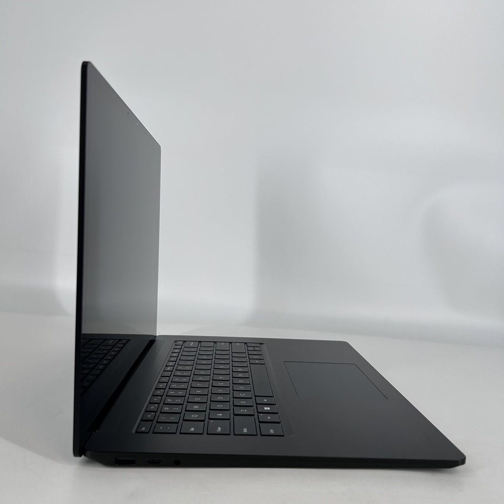 Microsoft Surface Laptop 5 15 Black 2.7 GHz Intel Core i7 12th Gen. 16GB RAM 512GB Solid State Drive