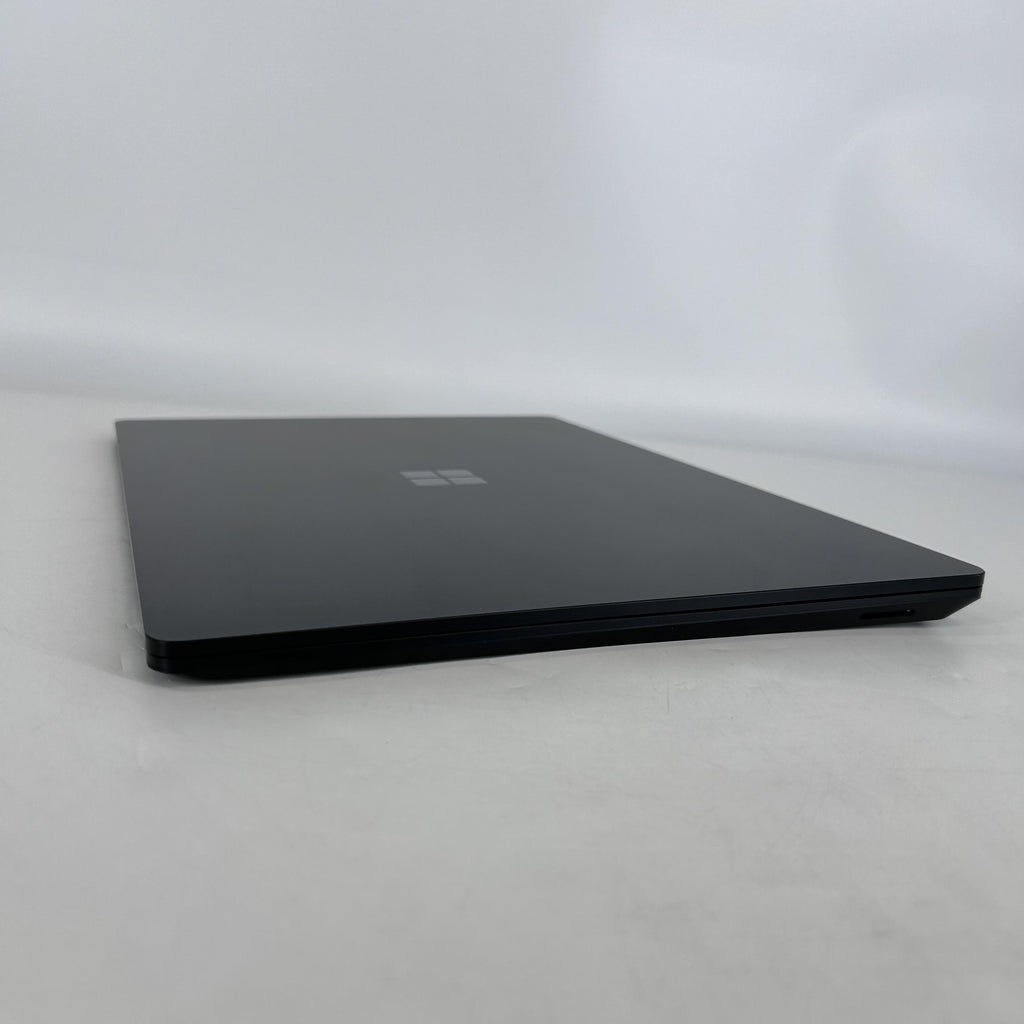 Microsoft Surface Laptop 5 15 Black 2.7 GHz Intel Core i7 12th Gen. 16GB RAM 512GB Solid State Drive