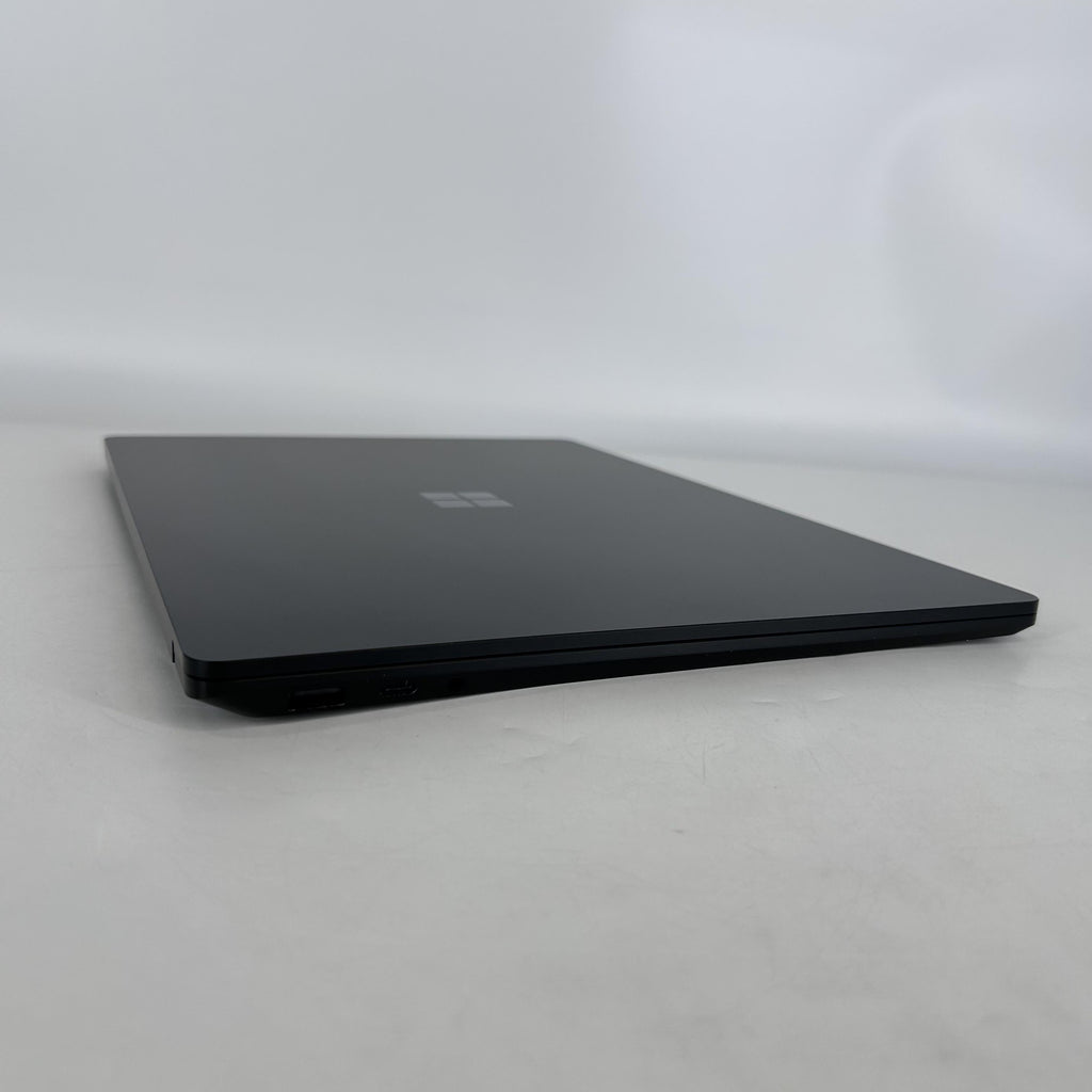 Microsoft Surface Laptop 5 15 Black 2.7 GHz Intel Core i7 12th Gen. 16GB RAM 512GB Solid State Drive