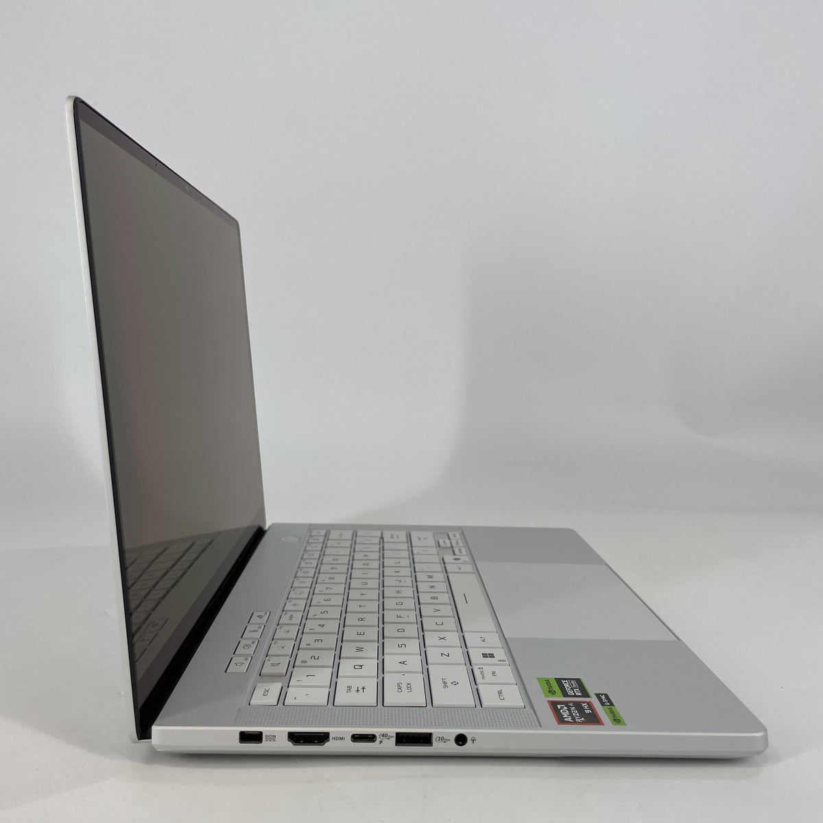 Asus ROG Zephyrus G14 GA403 14 White 2.0 GHz AMD Ryzen AI 9 HX 370 32GB RAM 1TB Solid State Drive NVIDIA GeForce RTX 5070 Ti 12 GB
