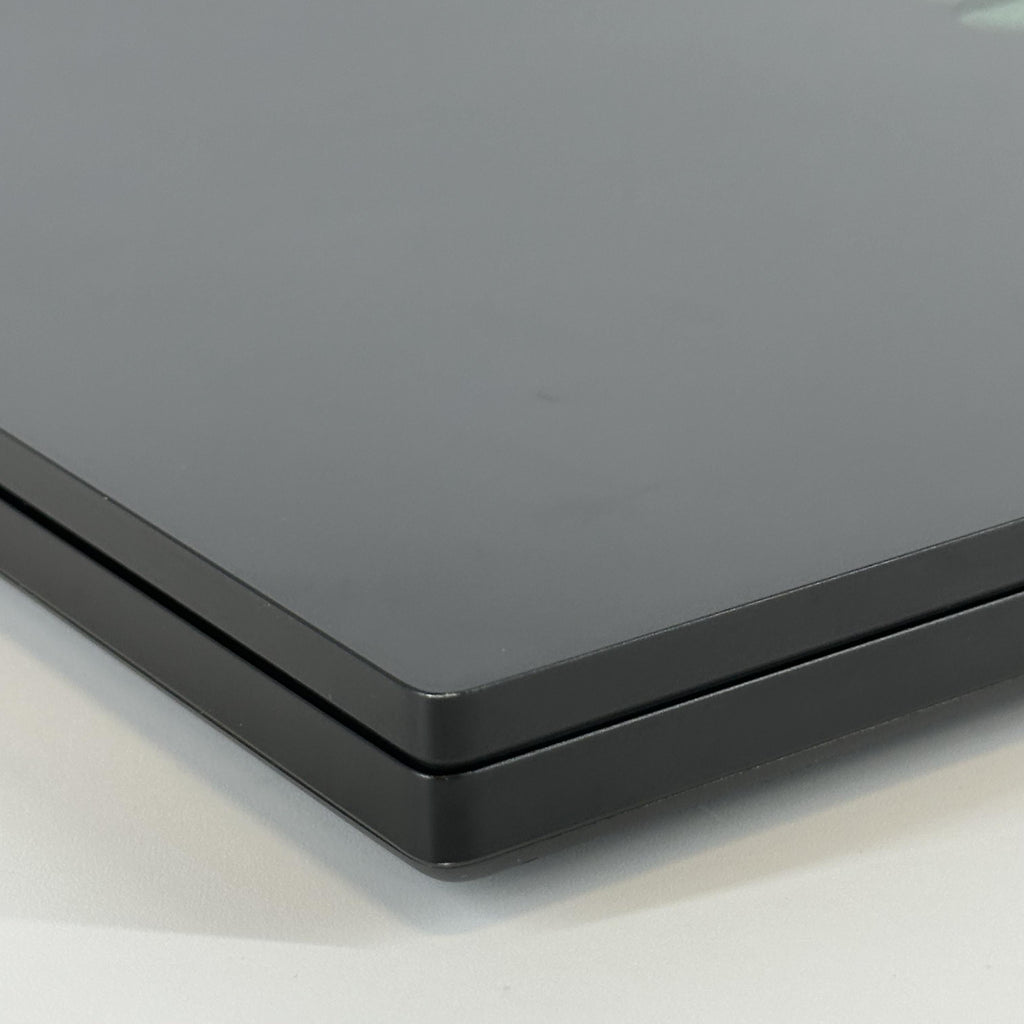 Razer Blade 18 2023 Black 2.2 GHz Intel Core i9 13th Gen. 32GB RAM 1TB Solid State Drive NVIDIA GeForce RTX 4070 8 GB