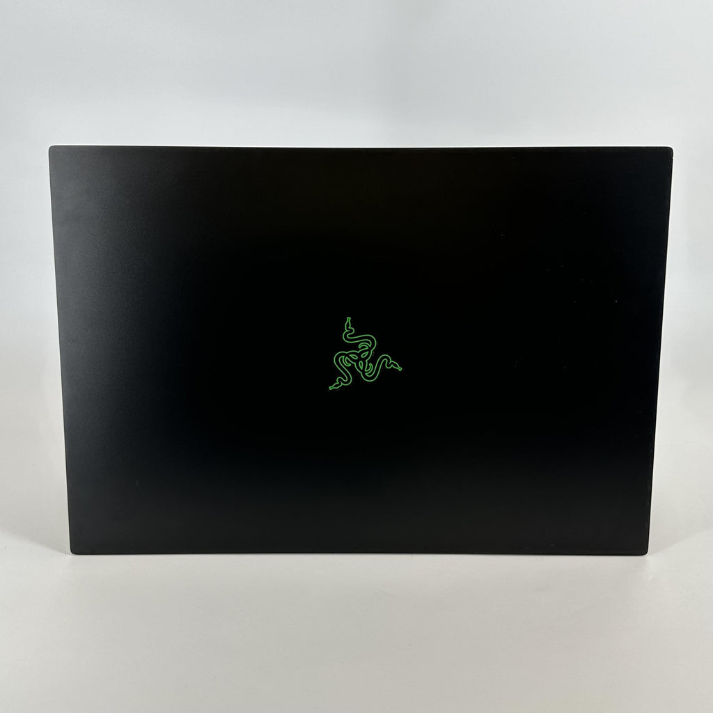 Razer Blade 18 2023 Black 2.2 GHz Intel Core i9 13th Gen. 32GB RAM 1TB Solid State Drive NVIDIA GeForce RTX 4070 8 GB