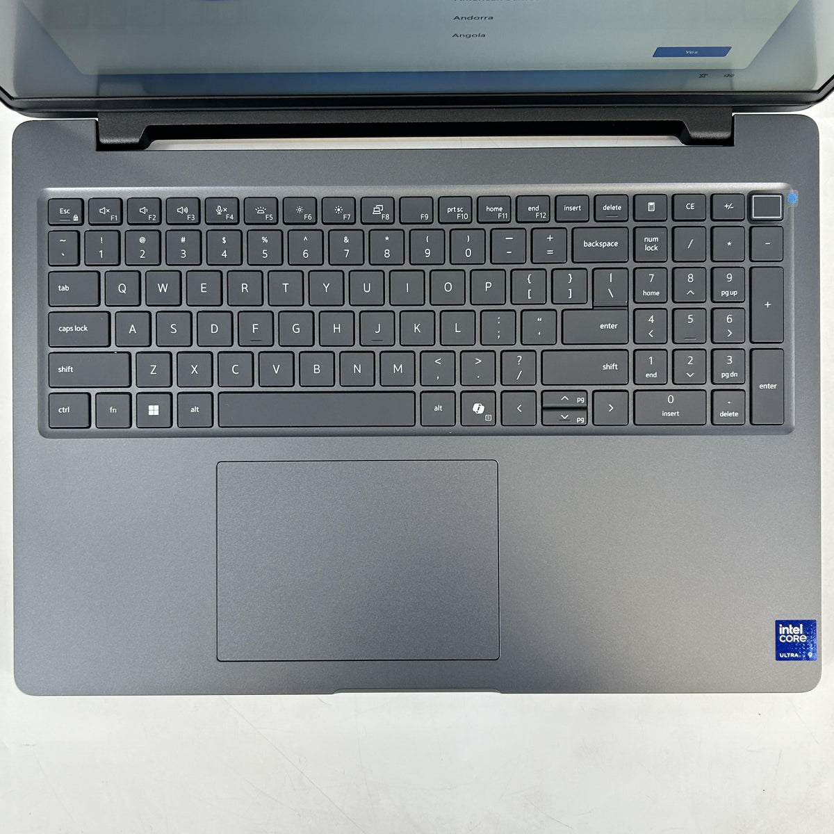 Dell Pro Max 16 MC16250 Magnetite 2.9 GHz Intel Core Ultra 9 Series 2 32GB RAM 1TB Solid State Drive NVIDIA RTX PRO 1000 Blackwell 8 GB