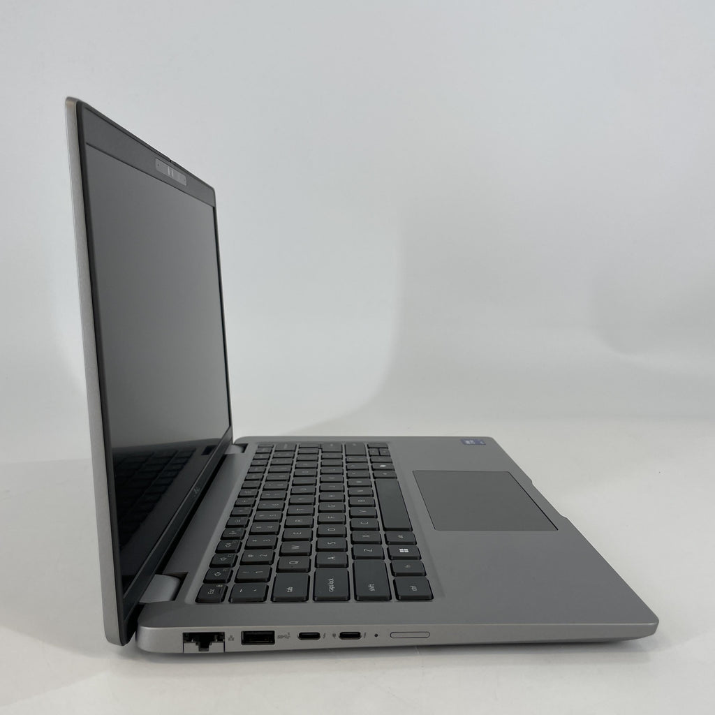 Dell Latitude 5450 14 Gray 2.1 GHz Intel Core Ultra 7 16GB RAM 512GB Solid State Drive