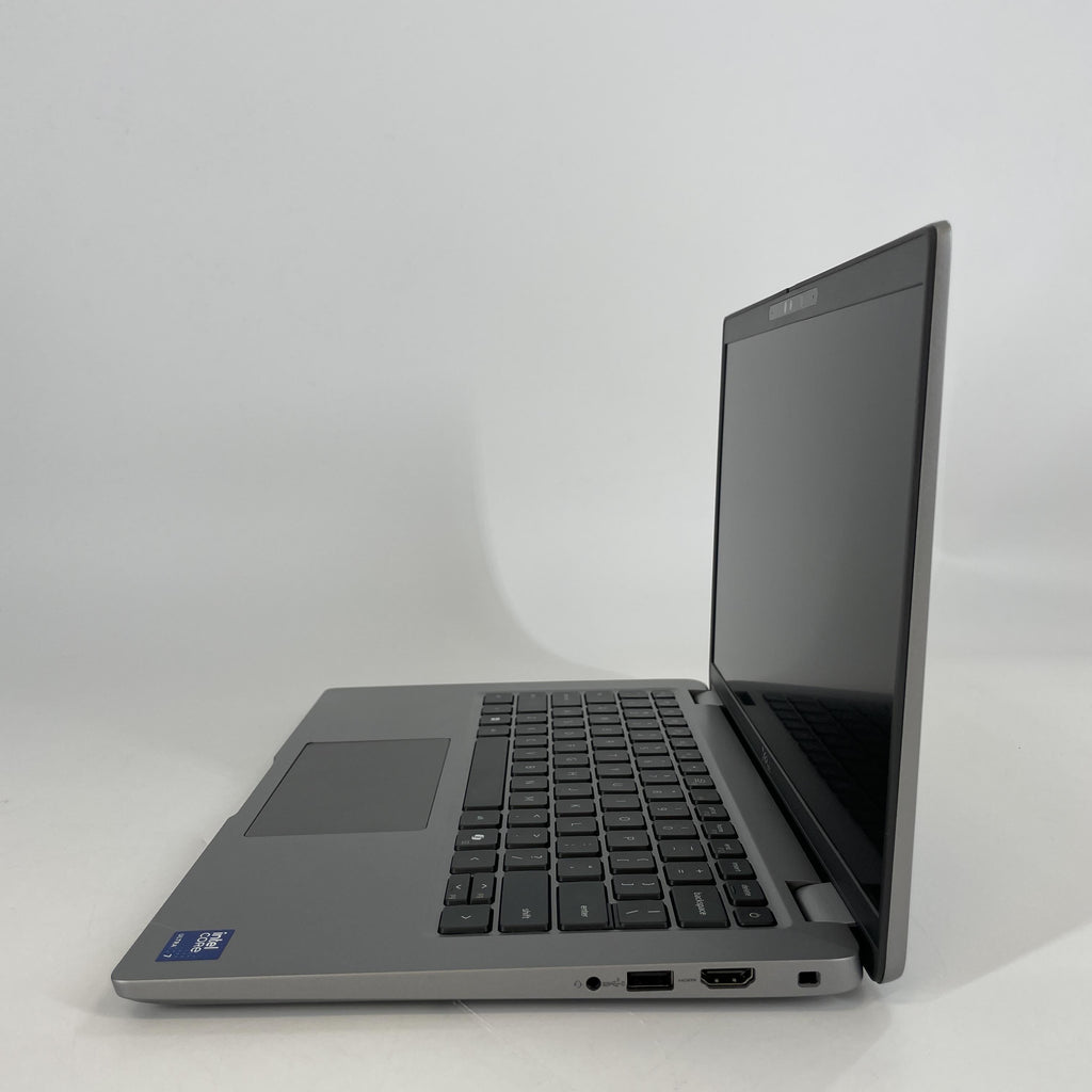 Dell Latitude 5450 14 Gray 2.1 GHz Intel Core Ultra 7 16GB RAM 512GB Solid State Drive