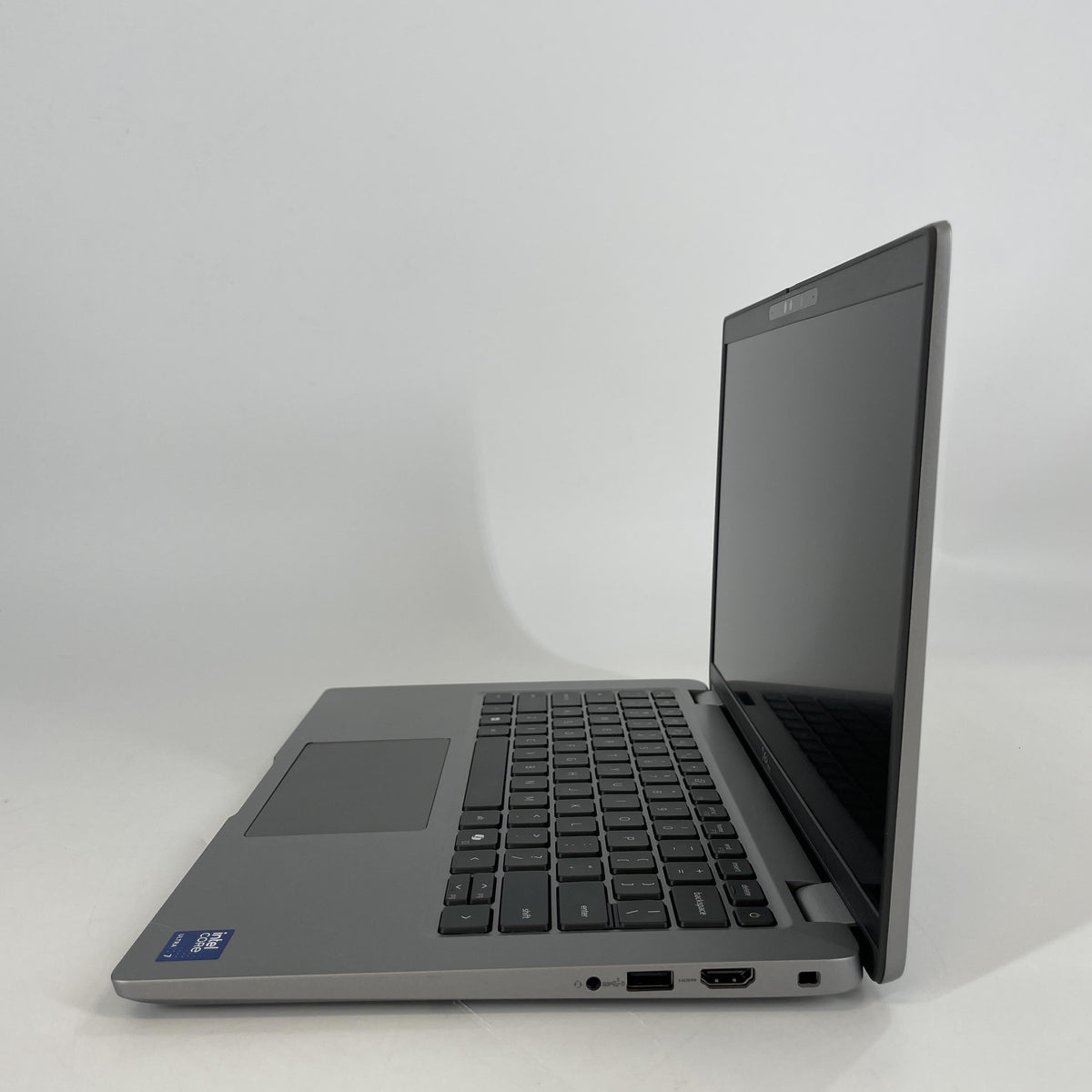 Dell Latitude 5450 14 Gray 2.1 GHz Intel Core Ultra 7 16GB RAM 512GB Solid State Drive