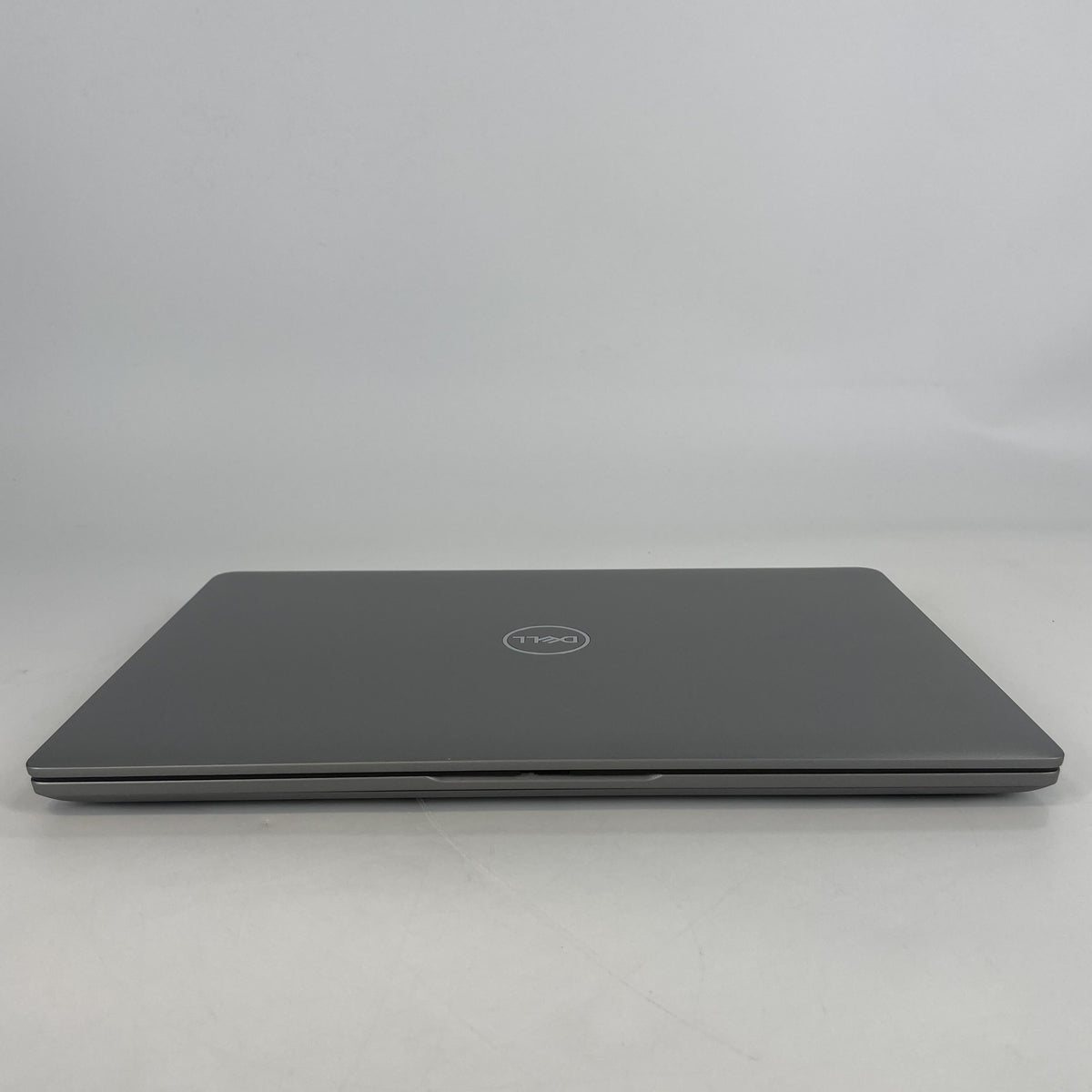 Dell Latitude 5450 14 Gray 2.1 GHz Intel Core Ultra 7 16GB RAM 512GB Solid State Drive
