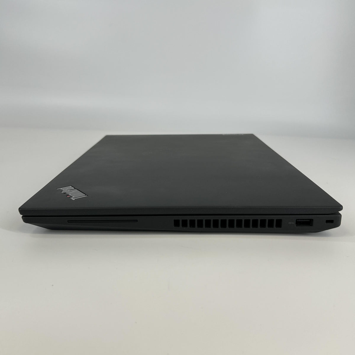 Lenovo ThinkPad P16s Gen 1 Black 2.1 GHz Intel Core i7 12th Gen. 16GB RAM 512GB Solid State Drive NVIDIA T550 4 GB