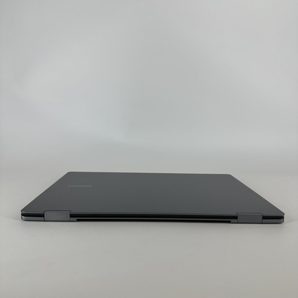 Samsung Galaxy Book5 Pro 360 16 Silver 2.2 GHz Intel Core Ultra 7 Series 2 16GB RAM 1TB Solid State Drive