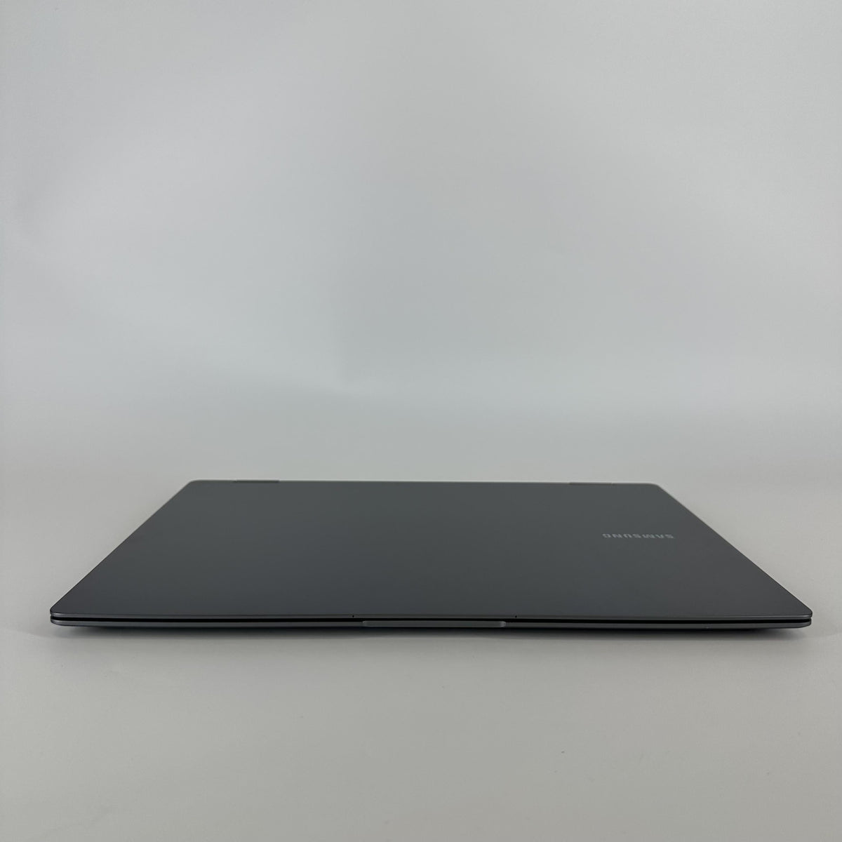 Samsung Galaxy Book5 Pro 360 16 Silver 2.2 GHz Intel Core Ultra 7 Series 2 16GB RAM 1TB Solid State Drive