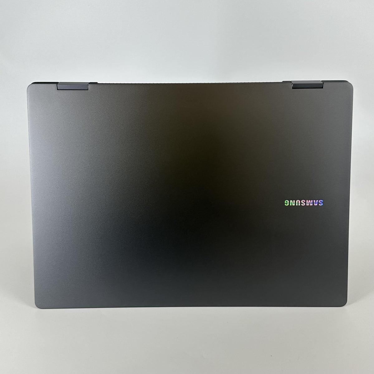 Samsung Galaxy Book5 Pro 360 16 Silver 2.2 GHz Intel Core Ultra 7 Series 2 16GB RAM 1TB Solid State Drive