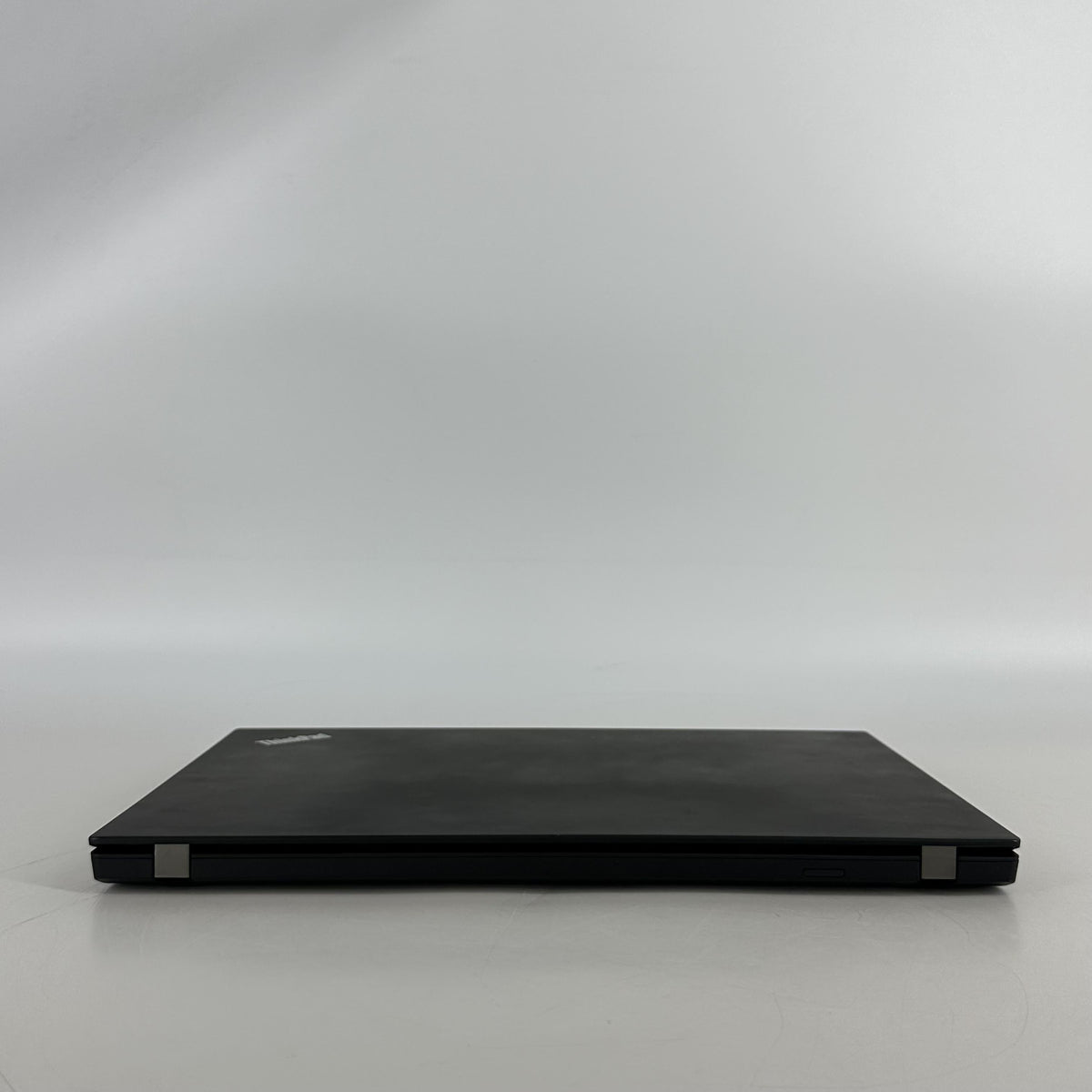 Lenovo ThinkPad T14 Gen 2 Black 2.3 GHz AMD Ryzen 5 Pro 5650U 16GB RAM 256GB Solid State Drive