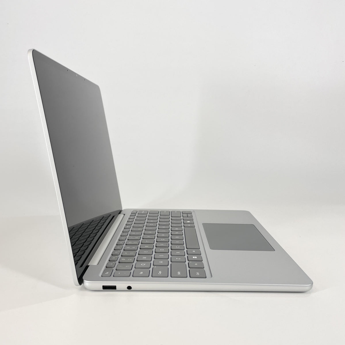 Microsoft Surface Laptop 13 Silver 3.3 GHz Qualcomm Snapdragon X Plus 16GB RAM 256GB UniversalFlashStorage
