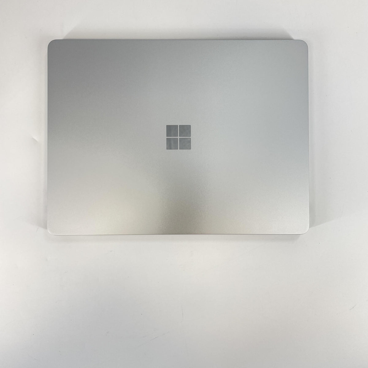 Microsoft Surface Laptop 13 Silver 3.3 GHz Qualcomm Snapdragon X Plus 16GB RAM 256GB UniversalFlashStorage