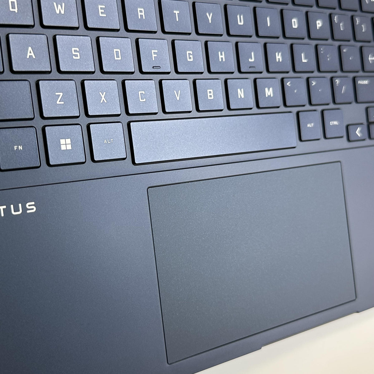 HP Victus 15.6 Blue 2.0 GHz Intel Core i5 12th Gen. 16GB RAM 512GB Solid State Drive NVIDIA GeForce RTX 3050 4 GB