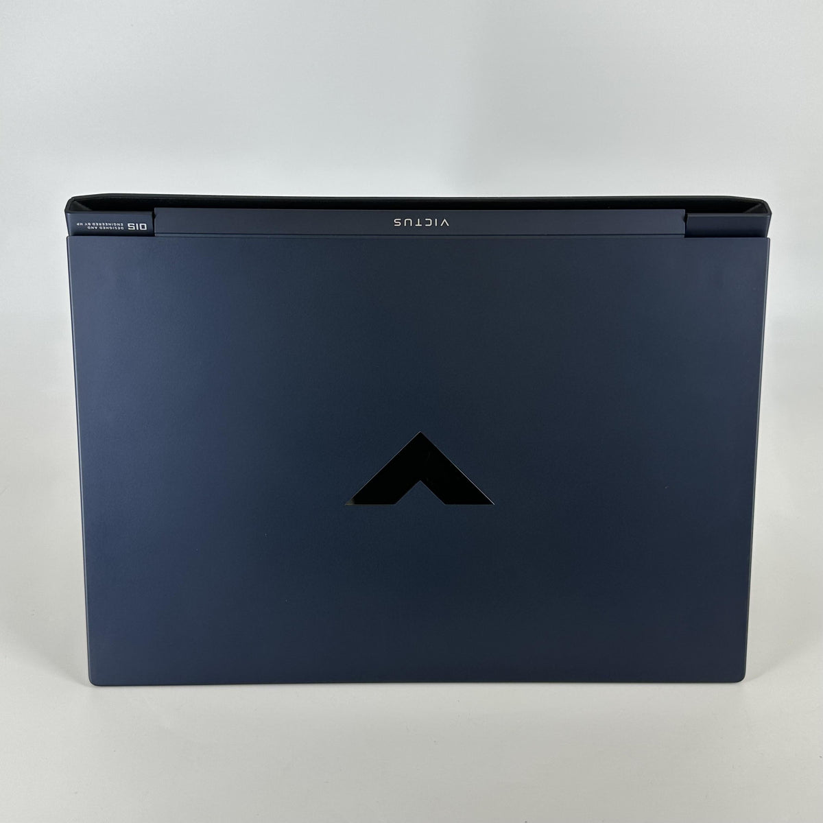 HP Victus 15.6 Blue 2.0 GHz Intel Core i5 12th Gen. 16GB RAM 512GB Solid State Drive NVIDIA GeForce RTX 3050 4 GB