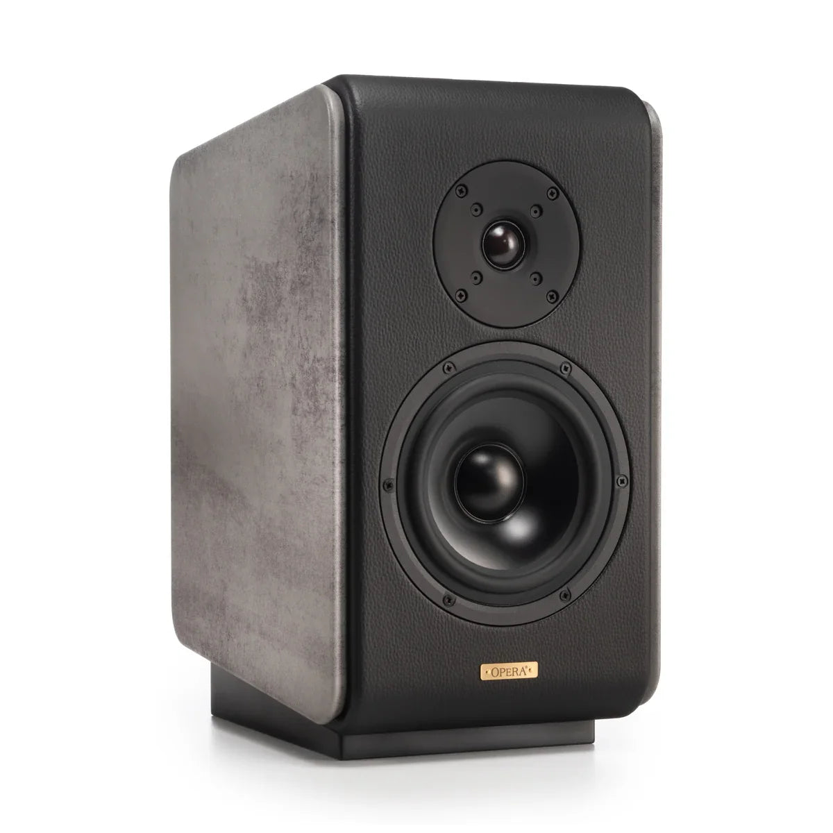 Opera Prima V2 Bookshelf Speakers; pair