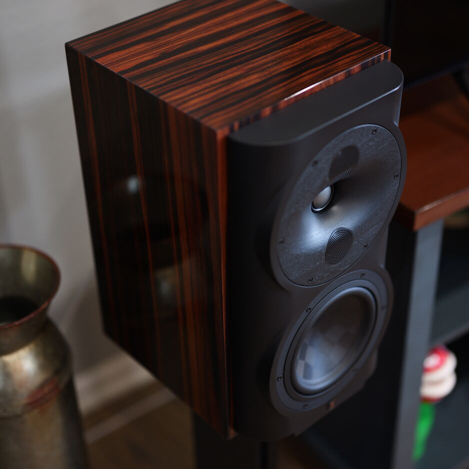 Perlisten S4b Bookshelf Speaker; Each