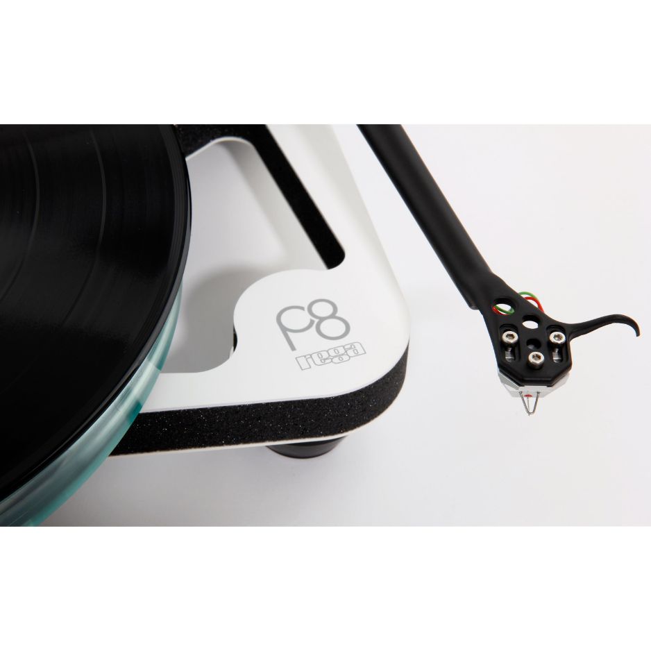 Rega Planar 8 Turntable