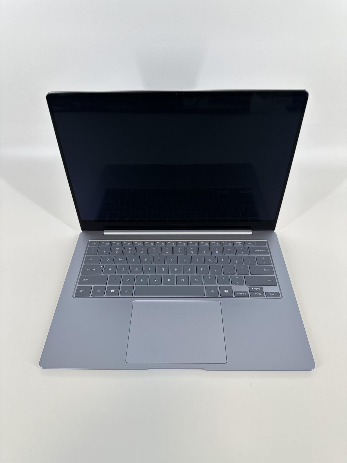 Samsung Galaxy Book4  Edge 14 Silver 3.4 GHz Qualcomm Snapdragon X Elite 16GB RAM 512GB Embedded UniversalFlashStorage
