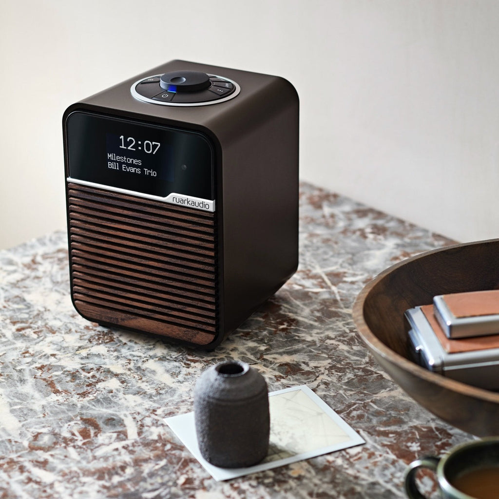 Ruark Audio R1 MK4 Bluetooth Radio