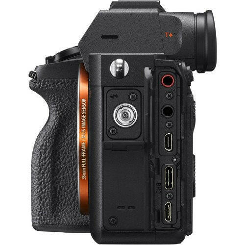 Sony Alpha a7R IVA Mirrorless Digital Camera with FE 100-400mm f/4.5-5.6 GM OSS Lens